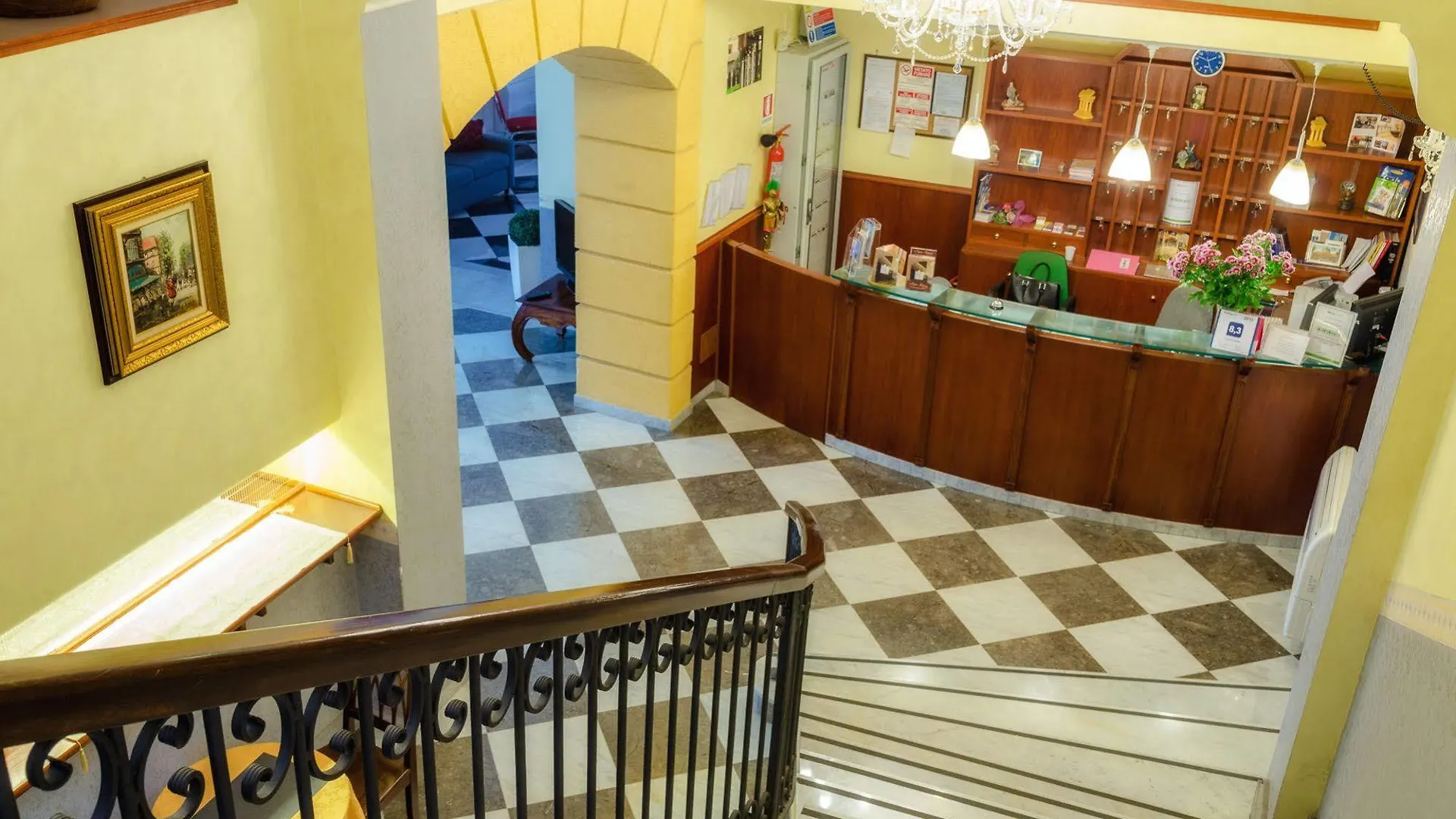**  Hotel Columbia Palermo Italy